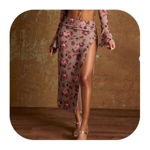 NWT Oh Polly size 6 tan Floral Midi high side slit Skirt